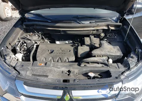 2016 Mitsubishi Outlander Es z USA, uszkodzony, nr VIN JA4AD2A3XGZ036534